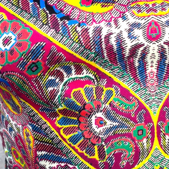 BEBE paisley crop top - Picture 4 of 6